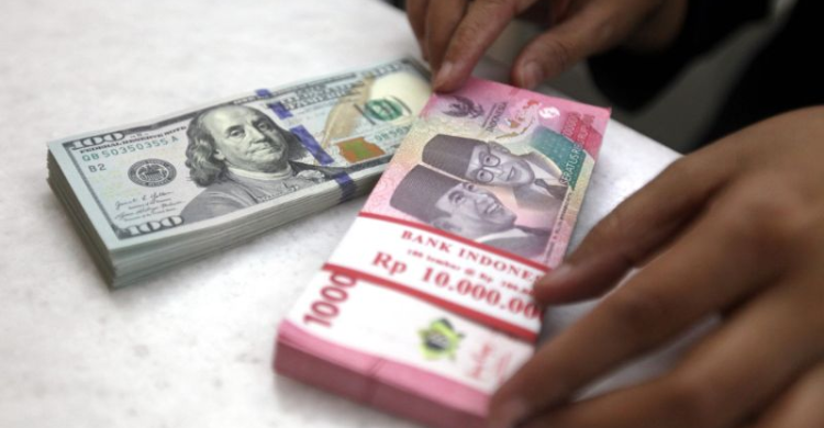 Rupiah Melemah ke Rp 17.958 per Dolar AS
